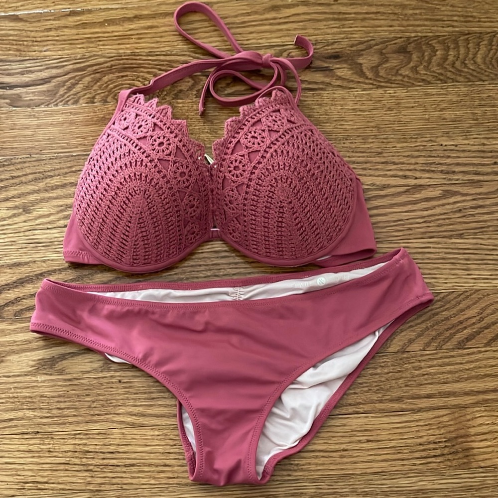 Elegant Pink Crochet Bikini top